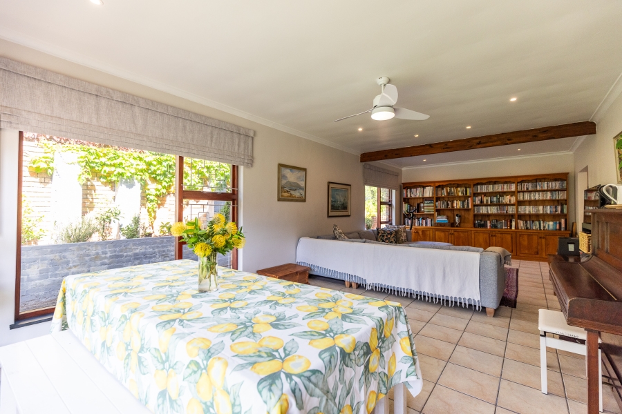 4 Bedroom Property for Sale in Summerstrand Eastern Cape